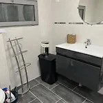 Maison De Nathony بيت للعطل *