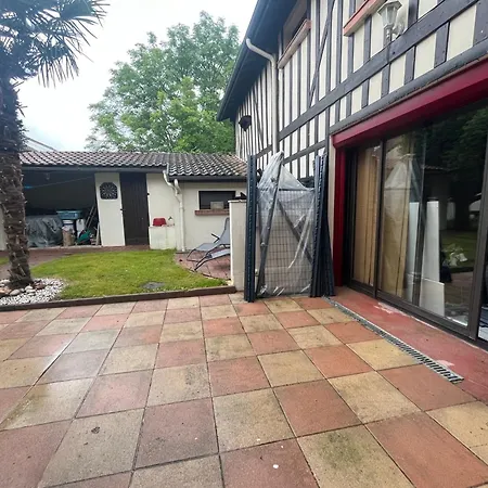 Maison De Nathony بيت للعطل